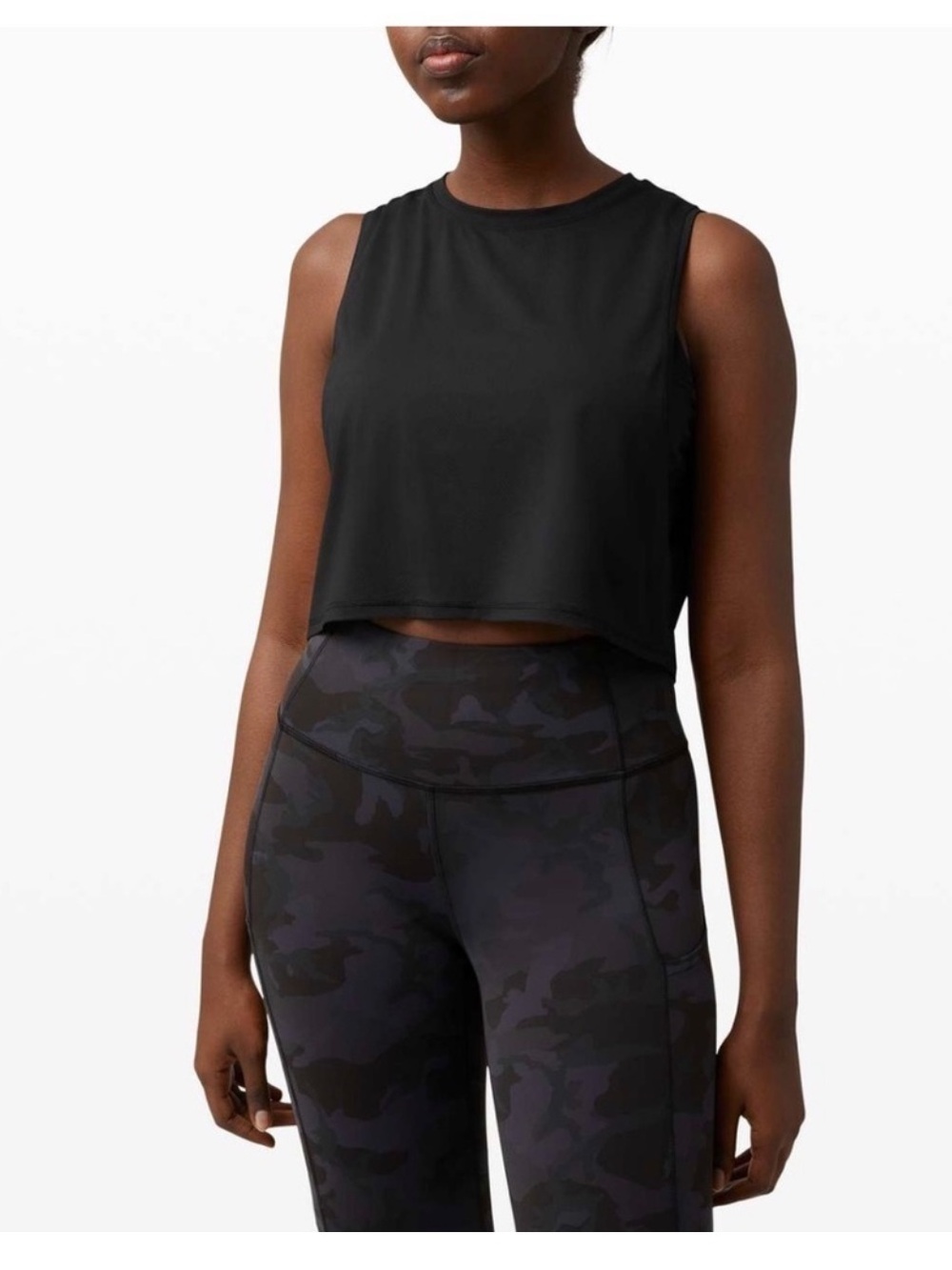Lululemon muscle love crop tank in black